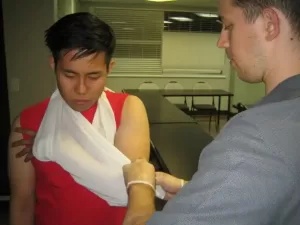 Preparing a Tube Sling for Multiple Fractured Arm